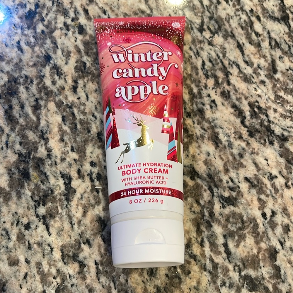 NEW Bath & Body Works Winter Candy Apple body cream